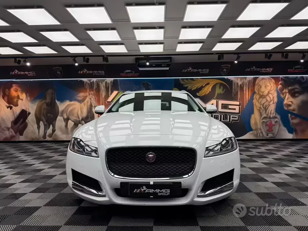Usata Jaguar XF Sportbrake Portfolio 179 CV (131 kW) 2018 Bianco Station wagon