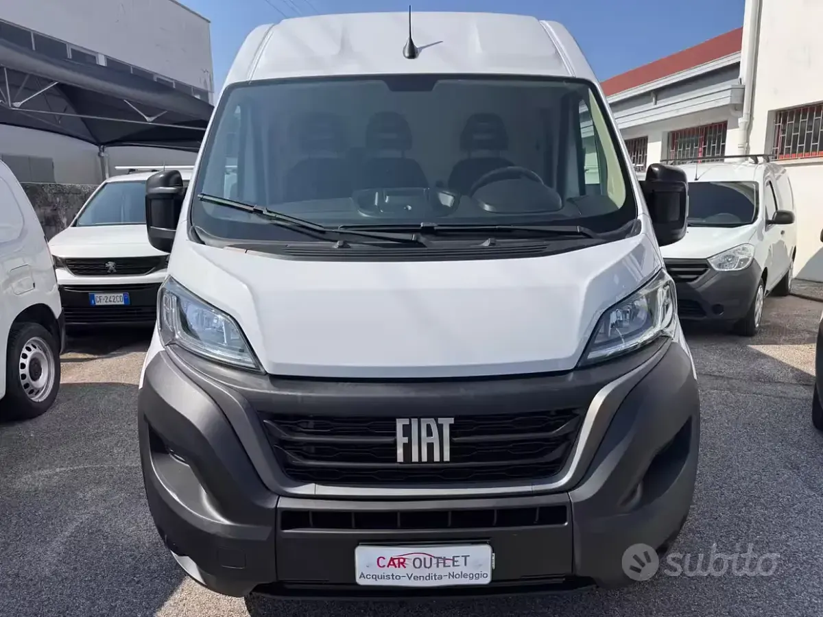 Usata Fiat Ducato 140 CV (102 kW) 2023 Bianco Furgone