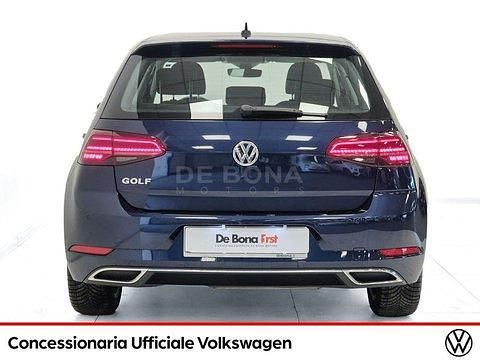 Usata VW Golf VII Highline 116 CV (85 kW) 2019 Azzurro Utilitaria