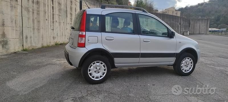 Usata Fiat Panda 4x4 Climbing 60 CV (44 kW) 2008 Grigio Utilitaria