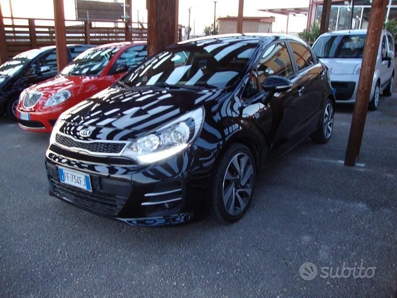 Usata Kia Rio 75 CV (55 kW) 2016 Nero Utilitaria