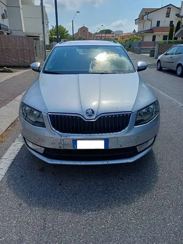 Usata Skoda Octavia Ambition 110 CV (80 kW) 2016 Station wagon