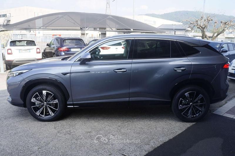 Nuova MG HS Luxury 143 CV (105 kW) 2026 Hampstead grey metallizzato SUV