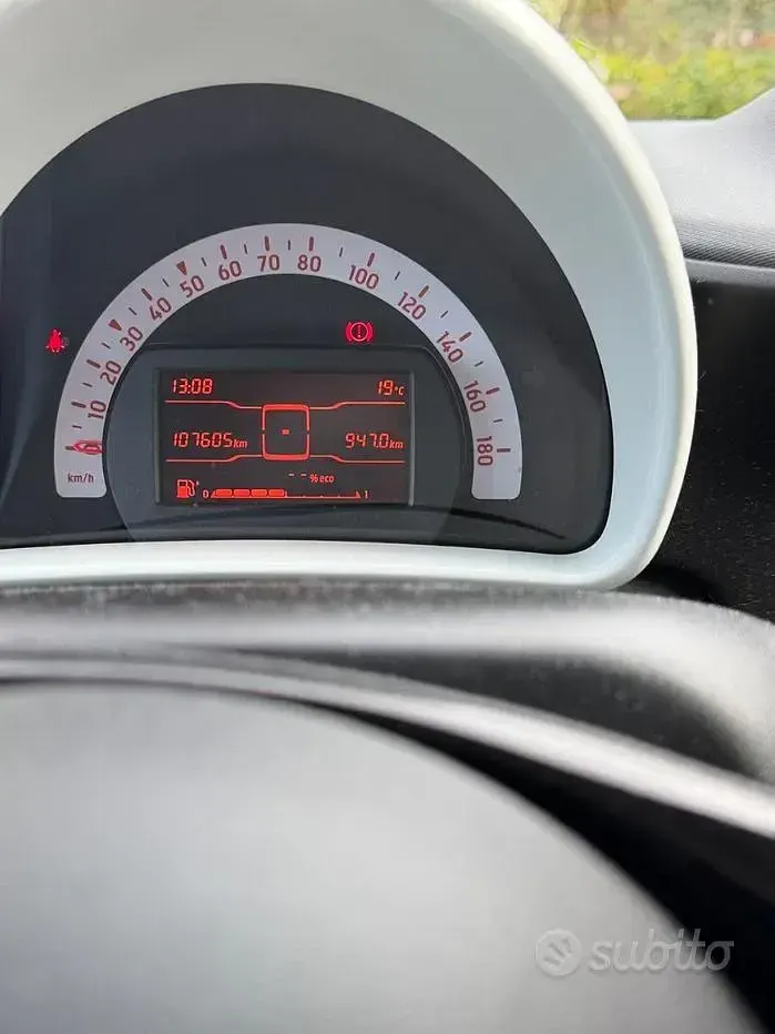 Usata Smart ForFour 41 CV (30 kW) 2017 Bianco Utilitaria