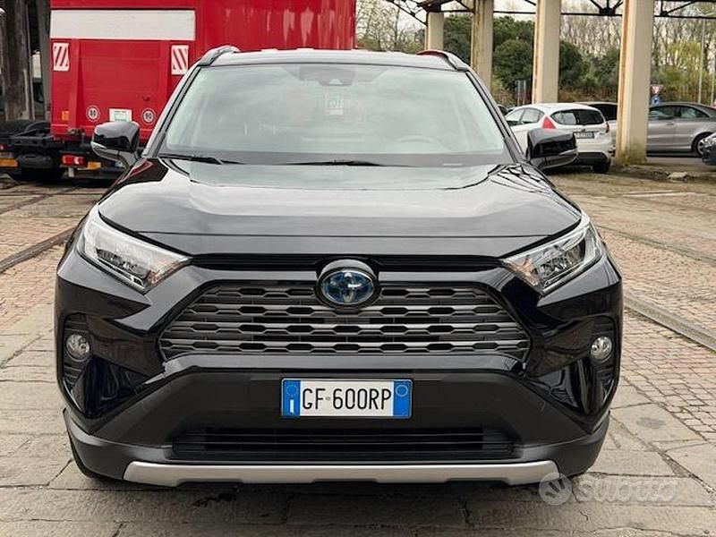 Usata Toyota RAV4 Hybrid 222 CV (163 kW) 2021 Nero SUV