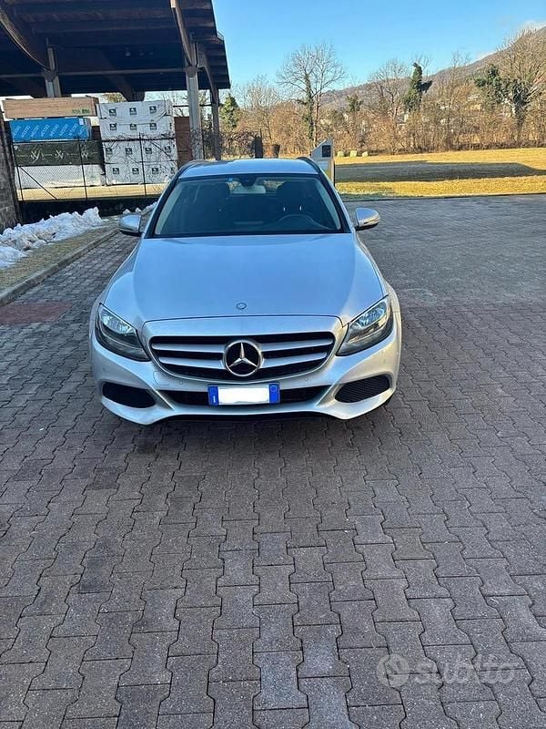 Usata Mercedes C200 Business 136 CV (100 kW) 2017 Grigio Station wagon