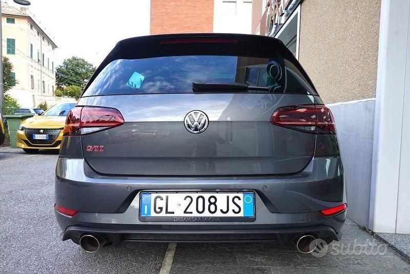 Usata VW Golf VII GTI 245 CV (180 kW) 2019 Grigio Berlina