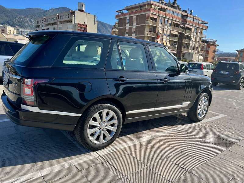 Usato 2015 Land Rover Range Rover 3.0 Diesel 249 CV (28.000 €)