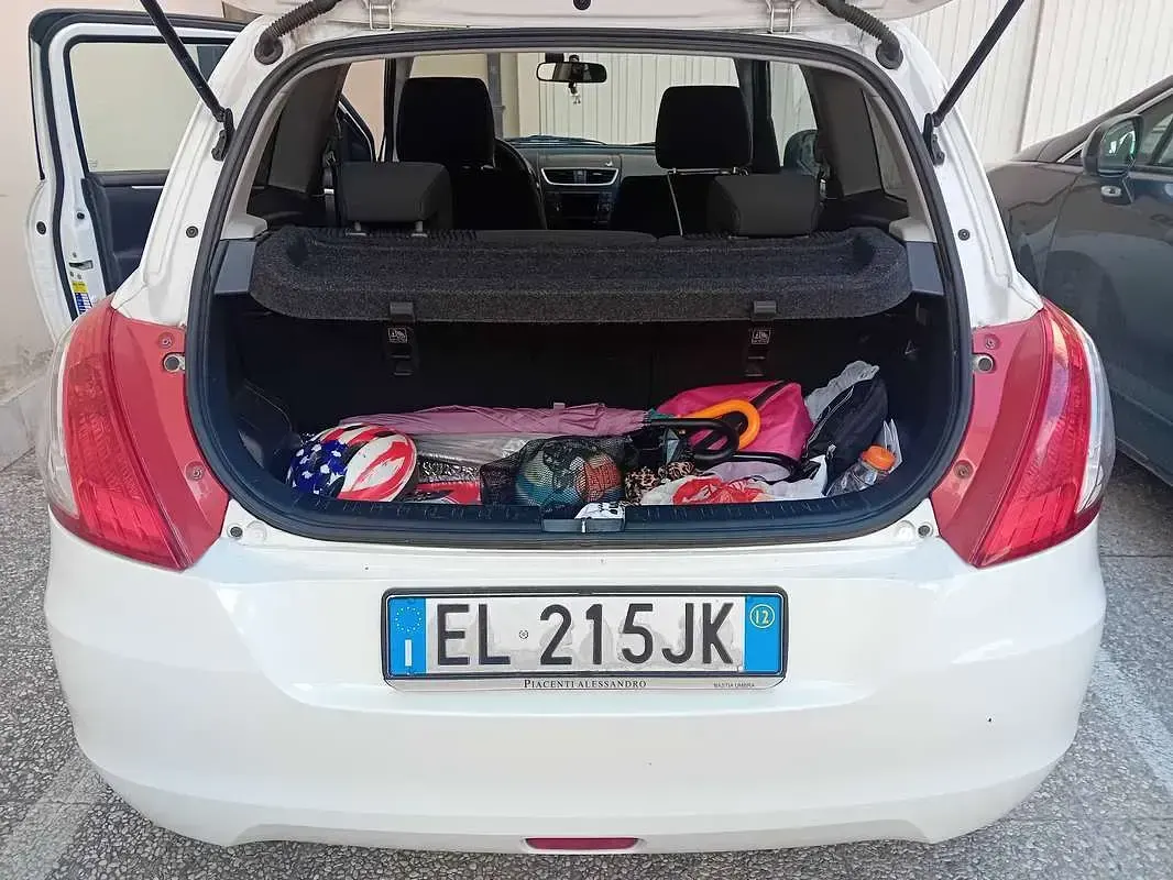 Usata Suzuki Swift GL 75 CV (55 kW) 2012 Bianco Utilitaria