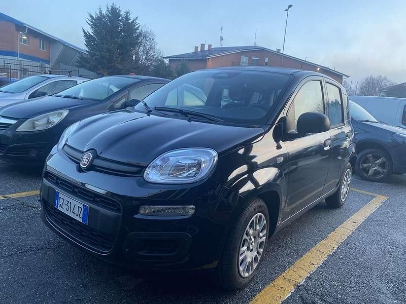Usata Fiat Panda Red 69 CV (50 kW) 2025 Utilitaria