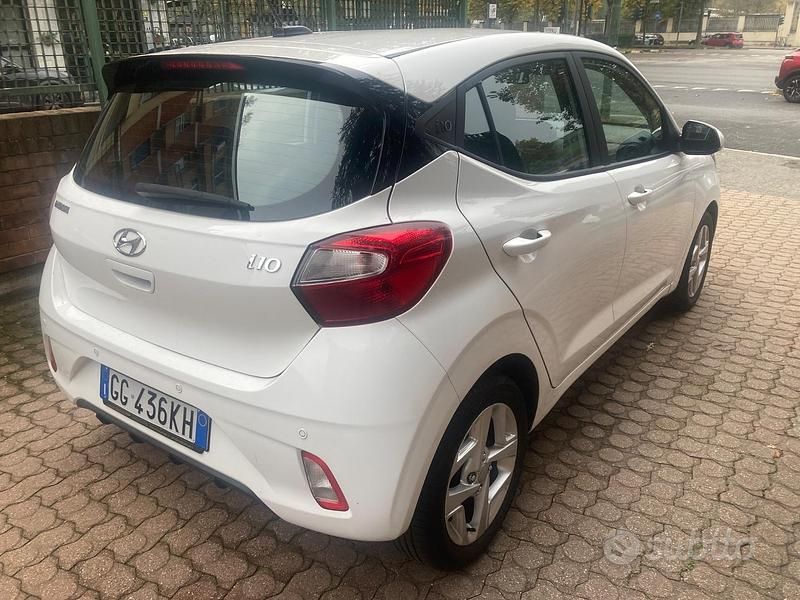 Usata Hyundai i10 67 CV (49 kW) 2021 Bianco Utilitaria