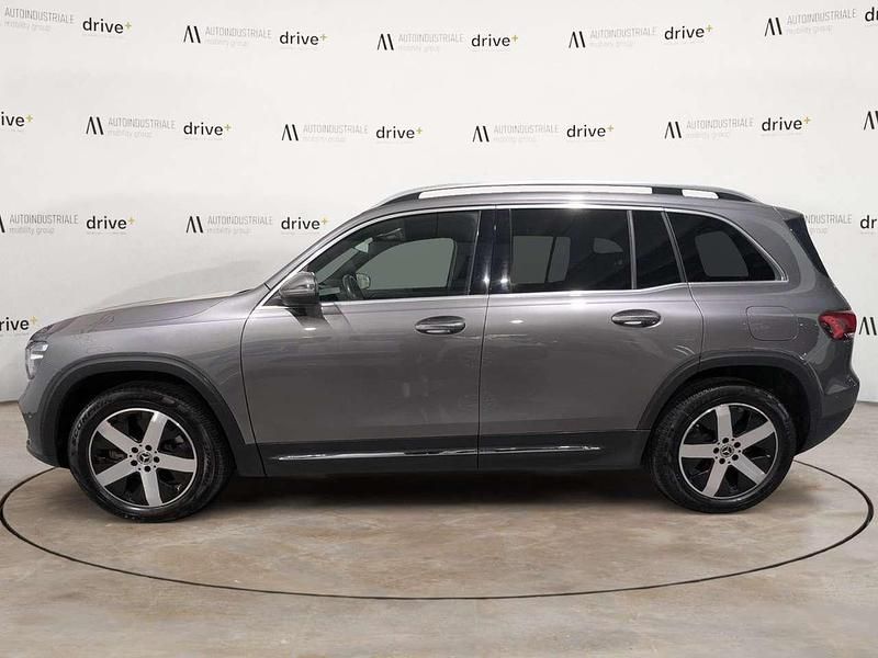 Usata Mercedes GLB200 150 CV (110 kW) 2021 Grigio SUV