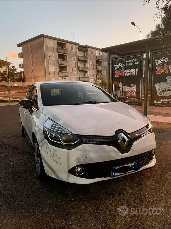 Usata Renault Clio IV 75 CV (55 kW) 2014 Bianco Utilitaria