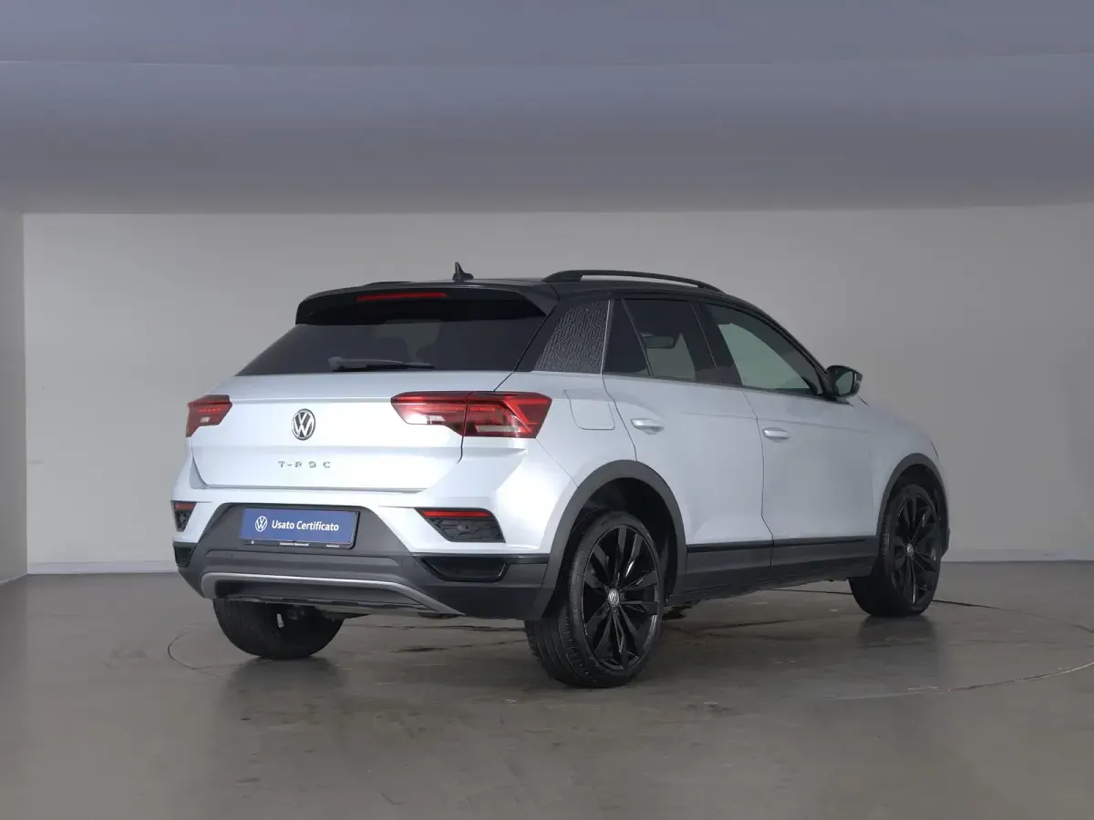 Usata VW T-Roc Advance 116 CV (85 kW) 2019 White silver tetto nero SUV
