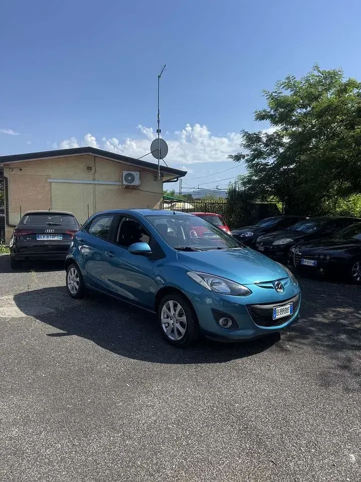 Usata Mazda 2 Trendy 72 CV (52 kW) 2011 Other Utilitaria