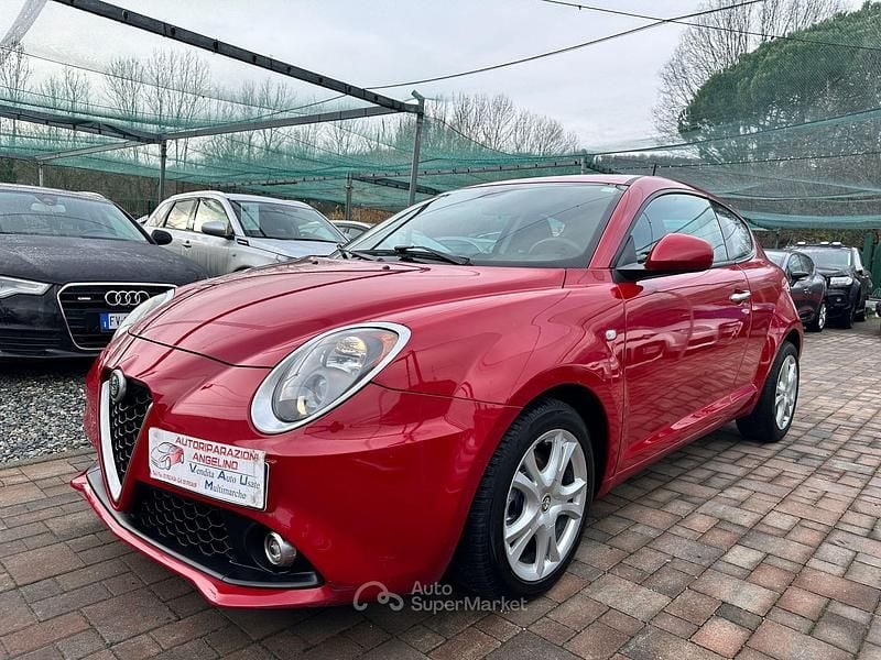 Usata Alfa Romeo MiTo Super 95 CV (69 kW) 2017 Rosso Utilitaria