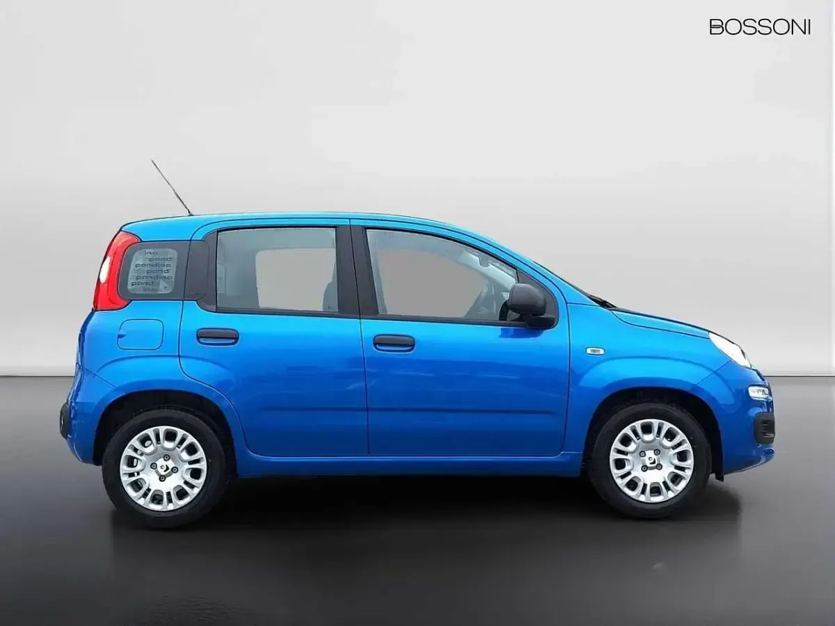 Nuova Fiat Panda Pop 65 CV (47 kW) 2026 Blu Utilitaria