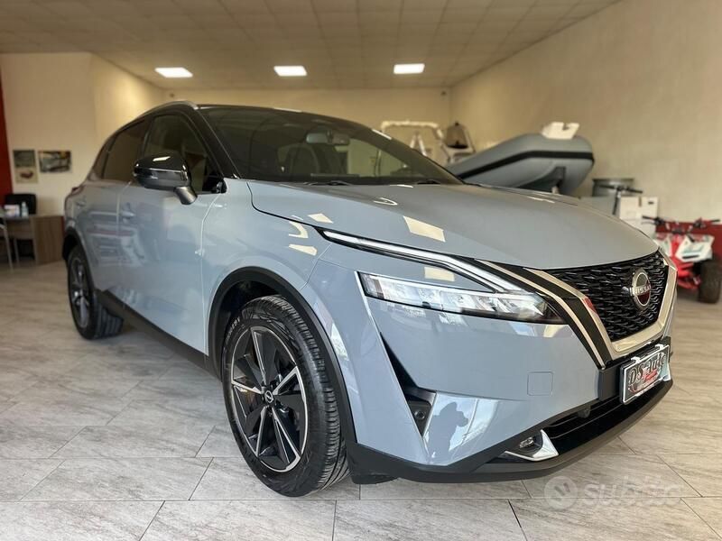 Usata Nissan Qashqai Tekna+ 158 CV (116 kW) 2023 Grigio SUV