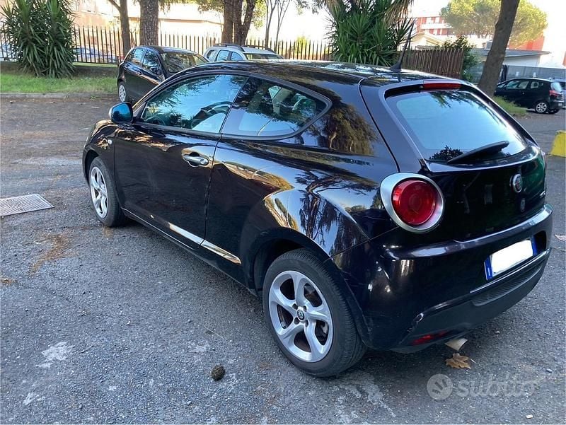 Usata Alfa Romeo MiTo 78 CV (57 kW) 2017 Nero Utilitaria