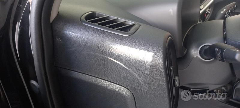 Usata Kia Picanto 78 CV (57 kW) 2024 Nero Utilitaria