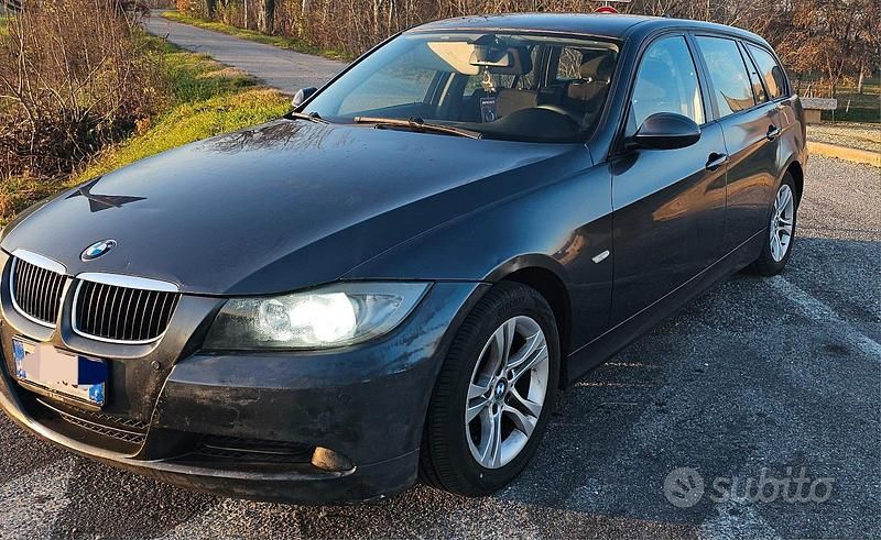 Usata BMW 320 163 CV (119 kW) 2005 Grigio Station wagon