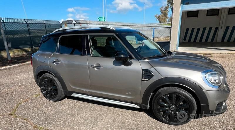 Grigio Usata 2018 Mini Countryman SUV | 20.000 € - Immagine 1/4