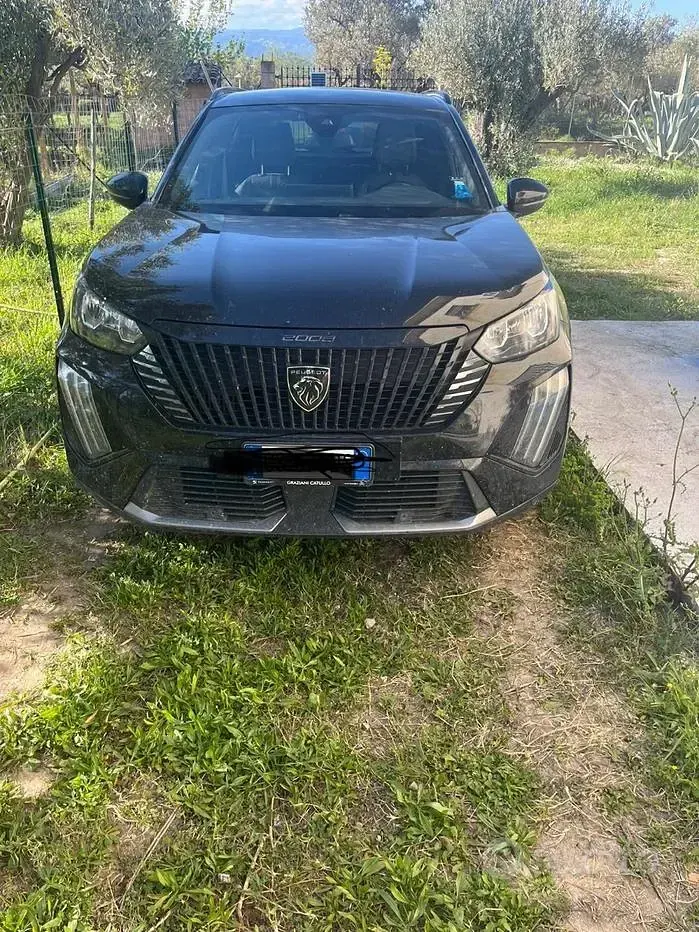 Usata Peugeot 2008 102 CV (75 kW) 2024 Nero SUV