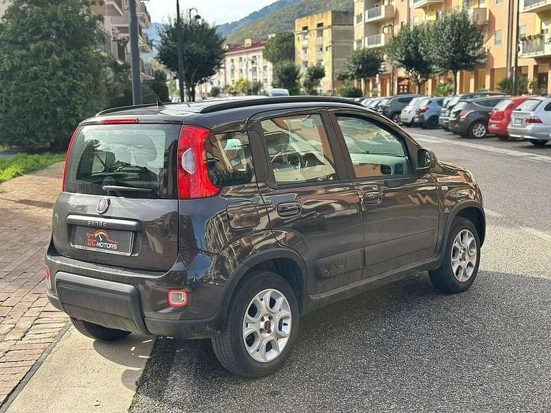 Usata Fiat Panda 4x4 Cross 75 CV (55 kW) 2012 Utilitaria