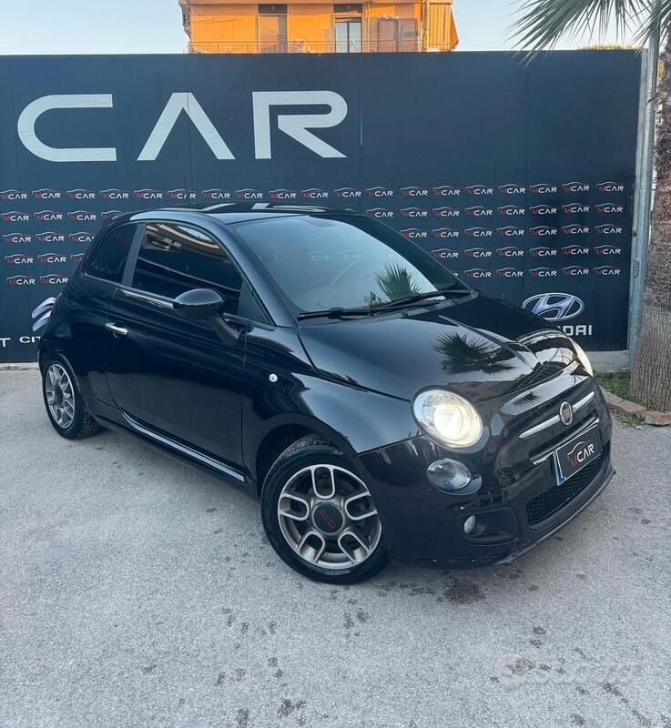 Usata Fiat 500 Sport 69 CV (50 kW) 2015 Nero Utilitaria