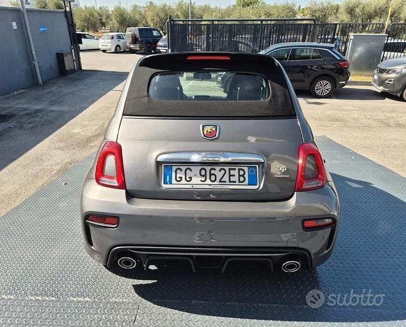 Usata Abarth 595C Turismo 165 CV (121 kW) 2021 Grigio Cabrio