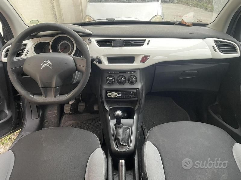 Usata Citroën C3 60 CV (44 kW) 2011 Grigio Berlina