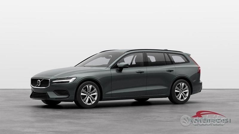 Forest lake Nuova 2025 Volvo V60 Core Station wagon | 44.400 € (Buon prezzo) - Immagine 1/4
