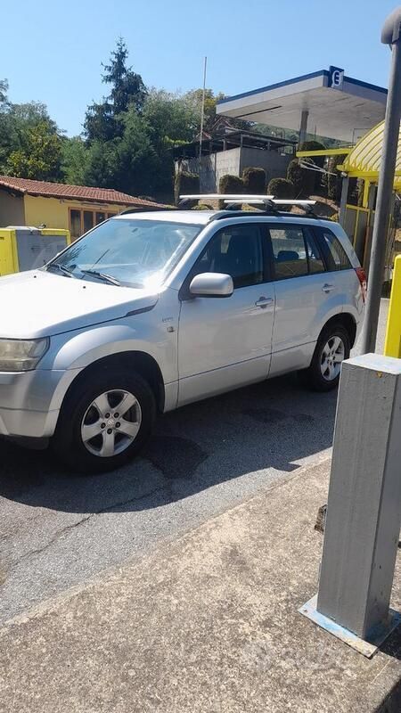 Usata 2005 Suzuki Grand Vitara SUV | 6000 € - Immagine 1/1