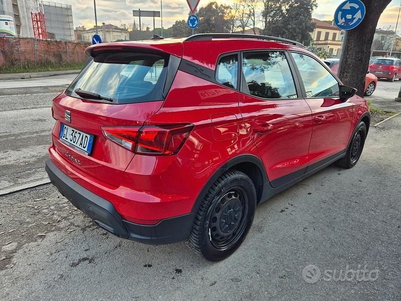Usata Seat Arona Reference 90 CV (66 kW) 2022 Rosso SUV