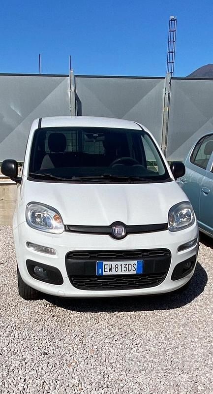 Bianco Usata 2015 Fiat Panda Furgone | 4500 € - Immagine 1/4