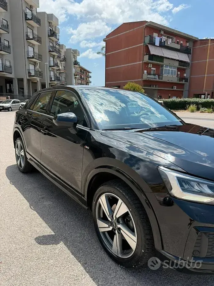 Usata Audi Q2 116 CV (85 kW) 2021 Nero SUV