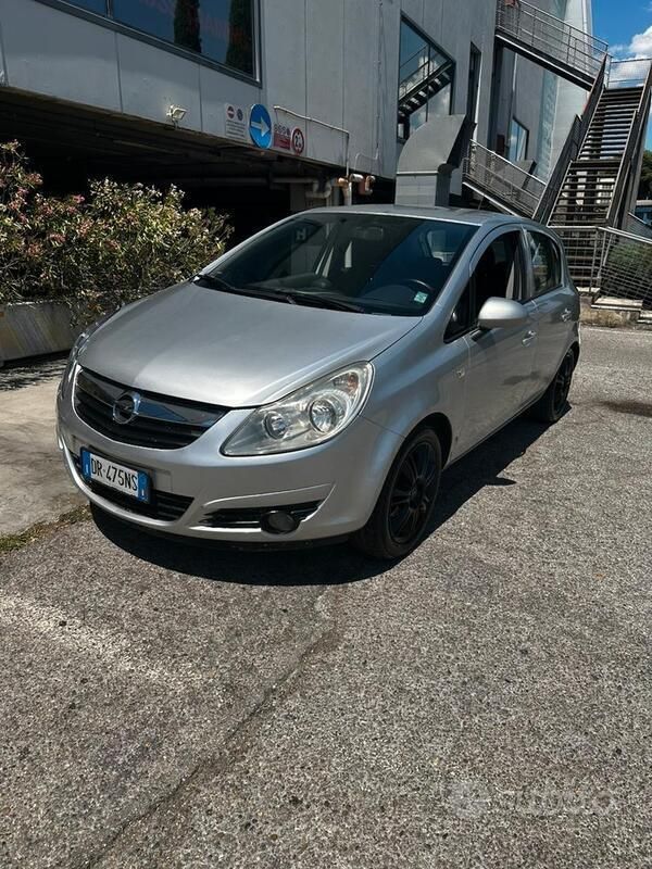 Usata Opel Corsa 75 CV (55 kW) 2008 Grigio Utilitaria