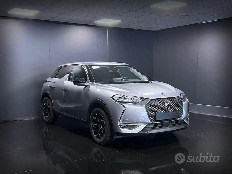 Usata DS Automobiles DS3 Crossback So Chic 101 CV (74 kW) 2022 Grigio metallizzato SUV
