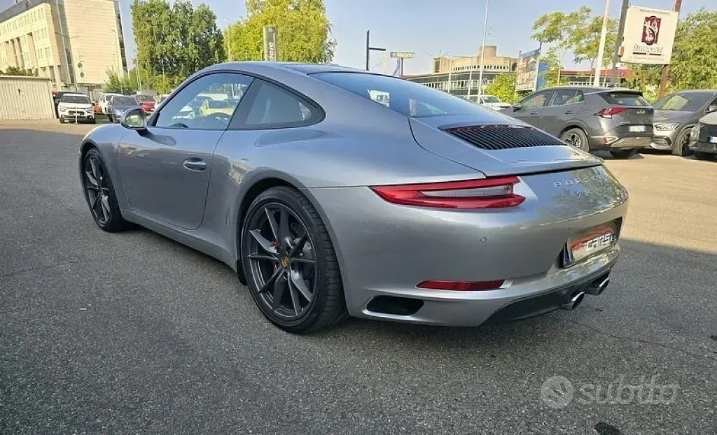 Usata Porsche 911 Carrera S 420 CV (308 kW) 2016 Grigio Coupé