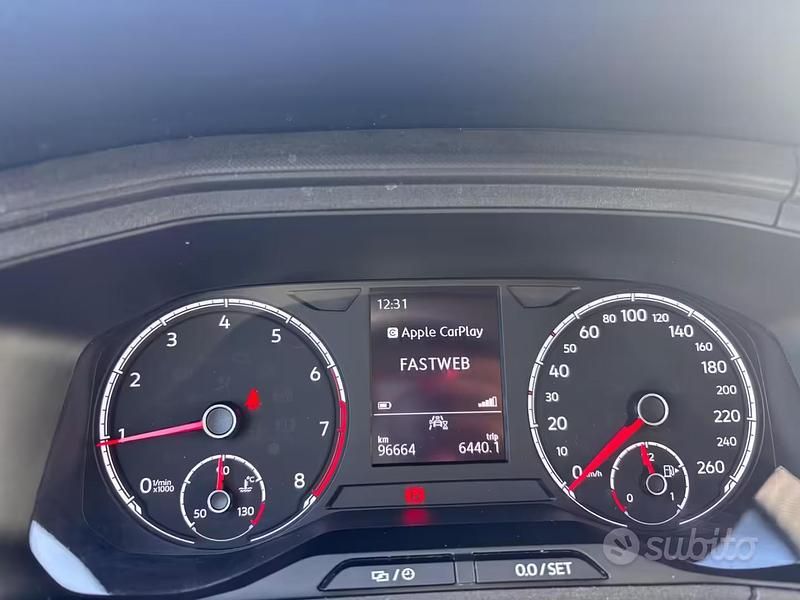 Usata VW T-Cross 95 CV (69 kW) 2020 Grigio SUV
