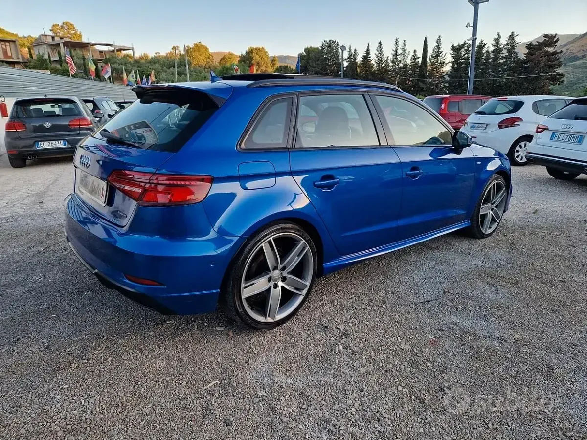 Usata Audi A3 S-Line 150 CV (110 kW) 2018 Bluazzurro Berlina