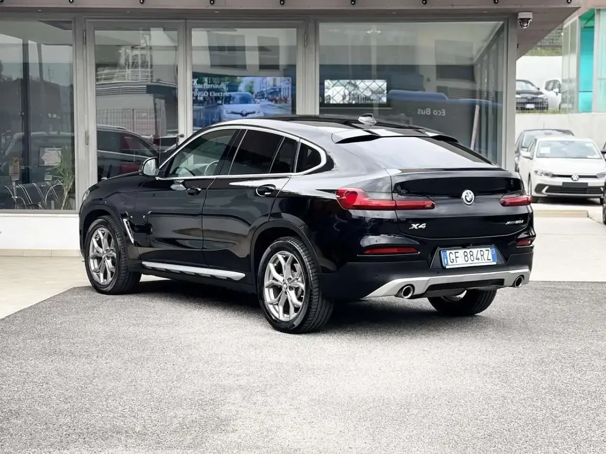Usata BMW X4 190 CV (139 kW) 2021 Nero SUV
