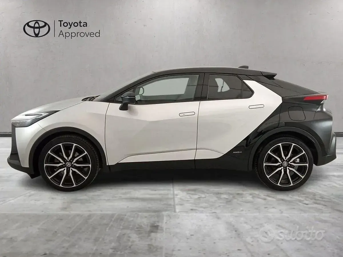 Usata Toyota C-HR Sport 198 CV (145 kW) 2023 Grigio SUV