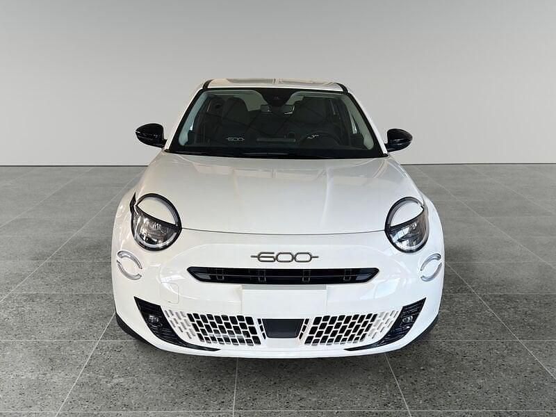 Nuova Fiat 600 100 CV (73 kW) 2025 SUV