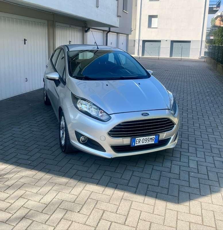 Usata Ford Fiesta Titanium 60 CV (44 kW) 2013 Utilitaria