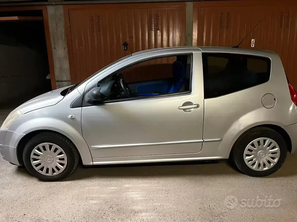 Usata Citroën C2 60 CV (44 kW) 2008 Grigio Utilitaria