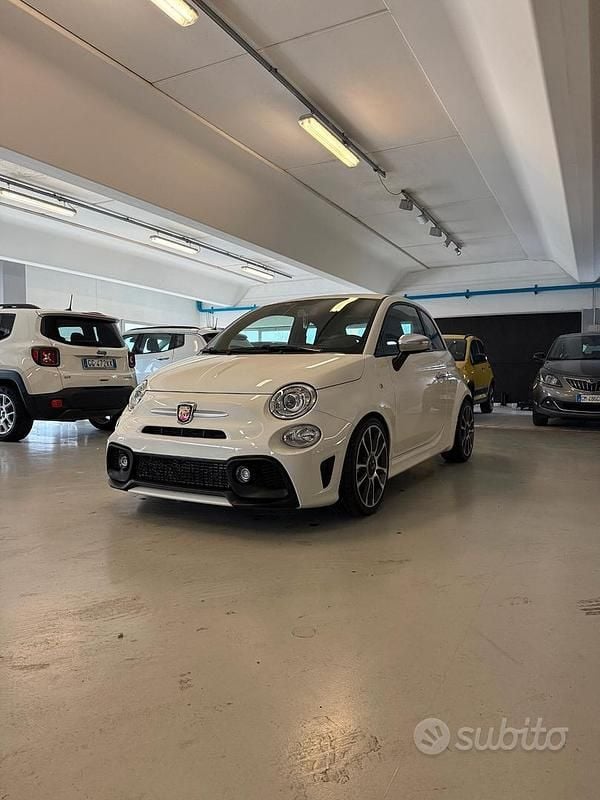 Usata Abarth 595 Turismo 165 CV (121 kW) 2017 Bianco Berlina