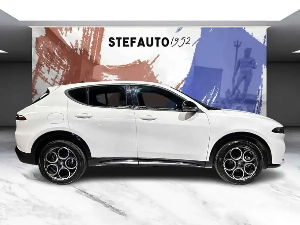 Usata Alfa Romeo Tonale Sprint 131 CV (96 kW) 2024 Bianco SUV