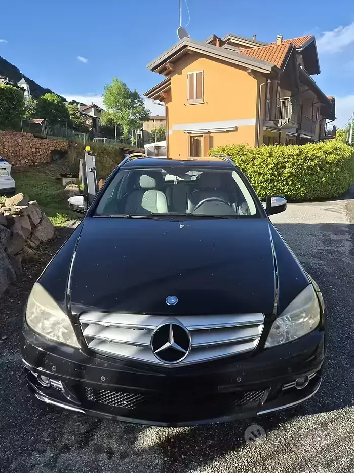 Usata Mercedes C220 170 CV (125 kW) 2008 Nero Station wagon