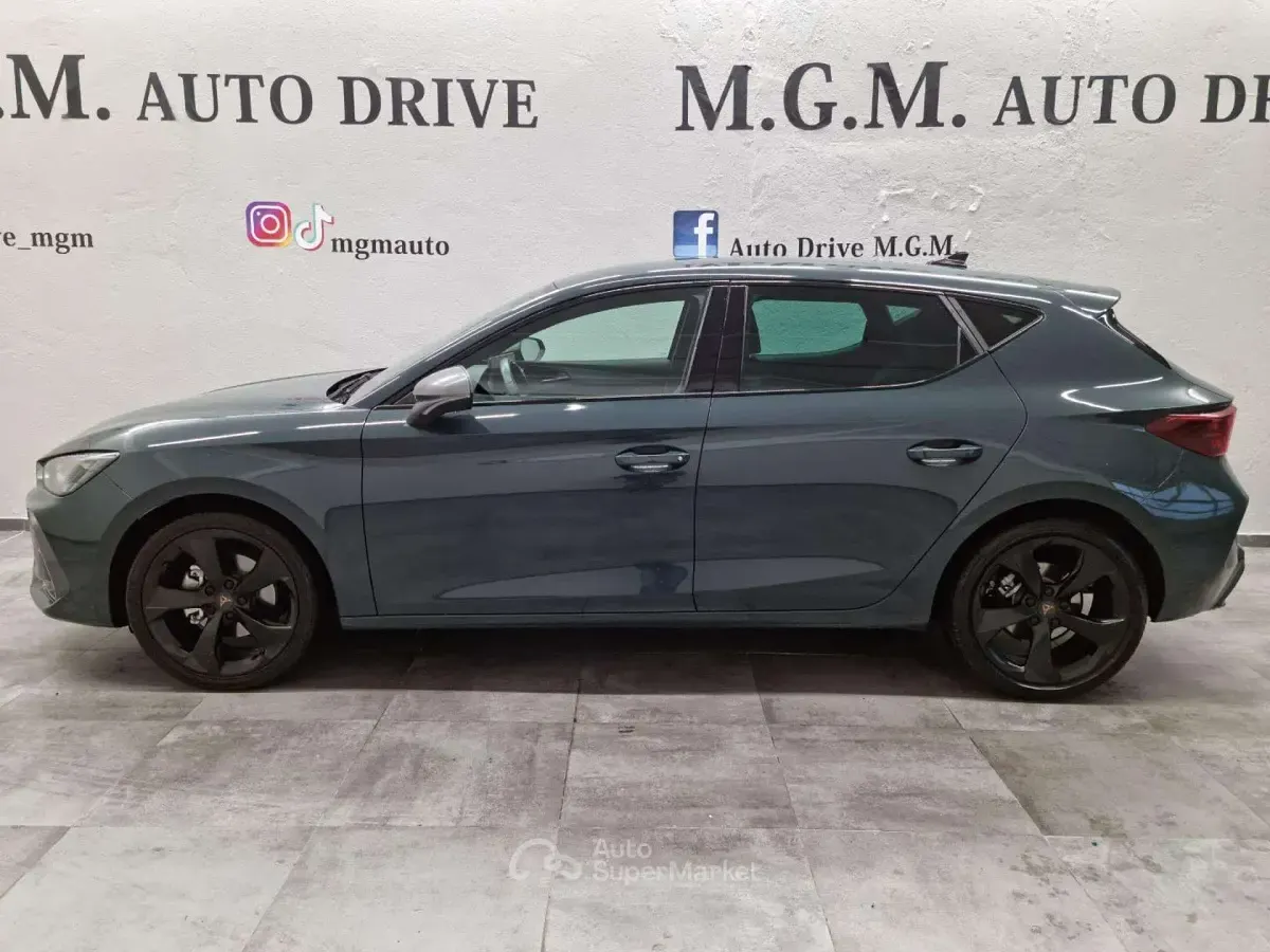 Usata Cupra Leon 150 CV (110 kW) 2024 Gray Berlina